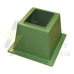 Extra large opening wide mouth opening pillar base for standard green poly pillars